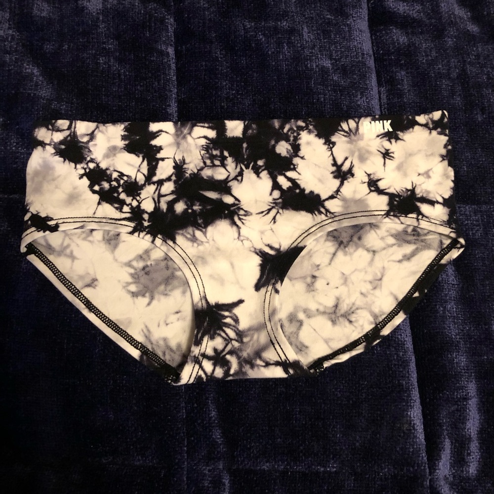 VS Pink Hipster Panties